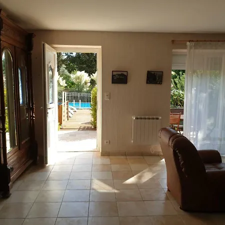 Feriehus La- Prade House ,beynac 24220